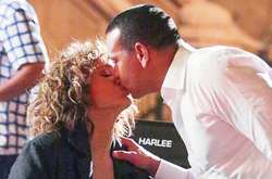 Неудержимая страсть: Дженнифер Лопес и Алекс Родригес бесконечно целуются на съемках нового сериала 