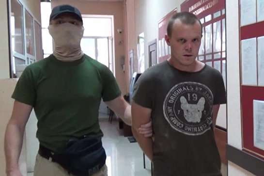 Окупанти показали нове відео зізнань затриманого в Криму «агента СБУ»