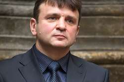 Вслед за Малаховым: скандальный российский телеканал закрыл программу «Пока все дома»