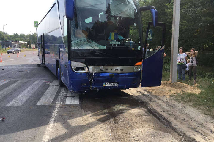 ДТП с туристическим автобусом на Львовщине: пострадавшие в реанимации