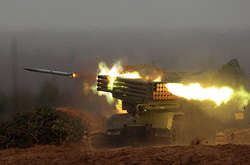 Бойовики влаштовують пожежі, щоб відтіснити Збройні сили 