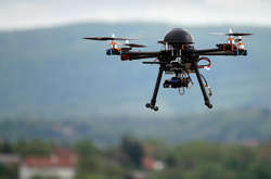 Американець доставляв наркотики з Мексики дроном