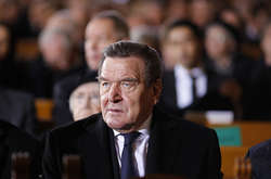 Шредер вважає критику на свою адресу несправедливою