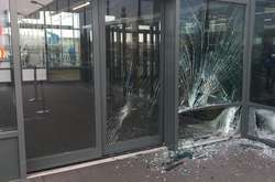 В Ісландії під час погоні чоловік в’їхав у хол найбільшого аеропорту країни