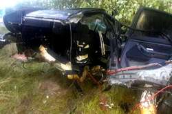 От BMW осталась груда железа: на Закарпатье водитель чудом выжила в ДТП