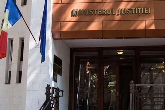 Прокуратура у Молдові обшукує будинок уряду через справу про корупцію