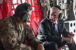 В Україну прибув «скажений пес» Меттіс 