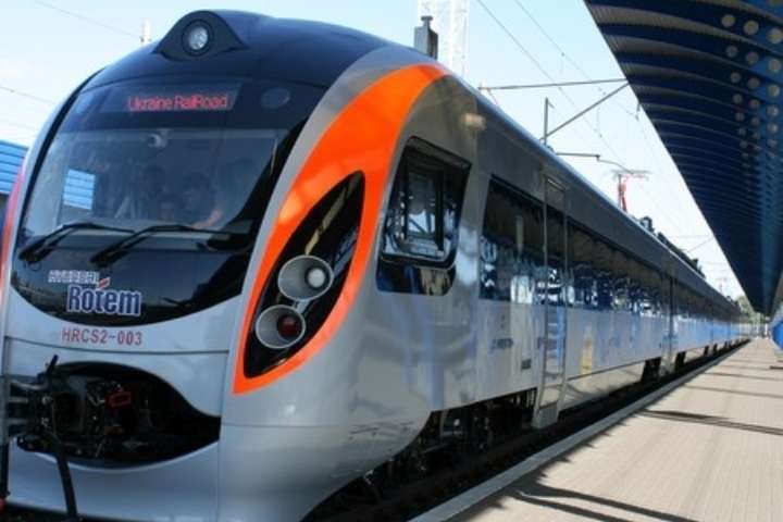 «Укрзалізниця» запустила другий потяг за маршрутом Київ-Перемишль