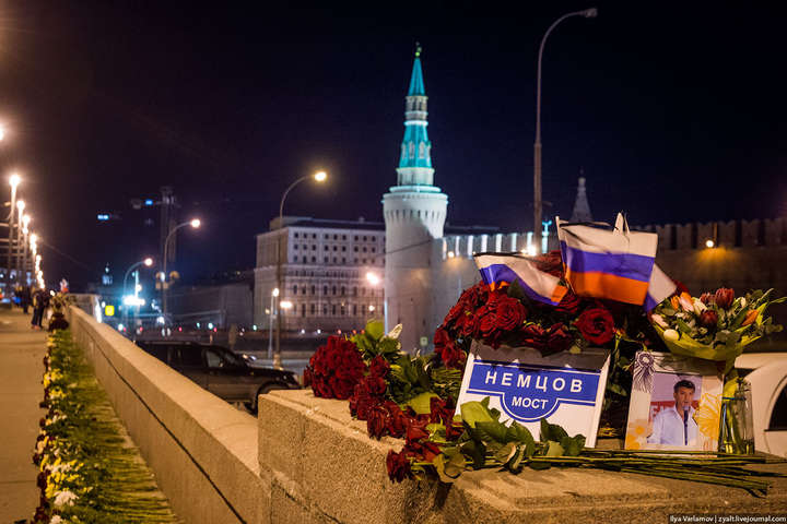 У Москві помер активіст, якому під час чергування біля меморіалу Нємцова зламали ніс