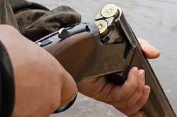 Стрілянина в Івано-Франківську: чоловіка поранили з мисливської зброї 