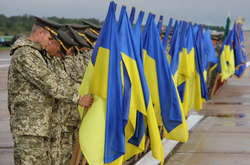 Українські військові