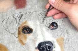 «Шерстяные» картины: художница-самоучка создает гиперреалистичные изображения из войлока