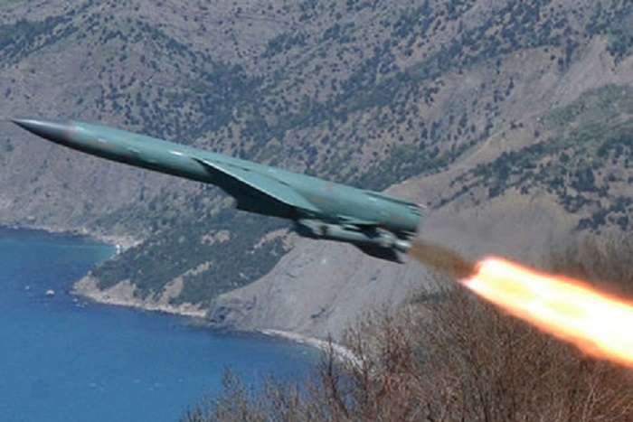 Окупанти в Криму запустили крилату ракету