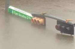 У США внаслідок урагану «Харві» загинув поліцейський