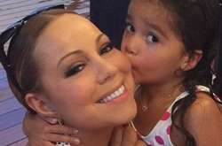 Мэрайя Кэри спела дуэтом с маленькой дочкой