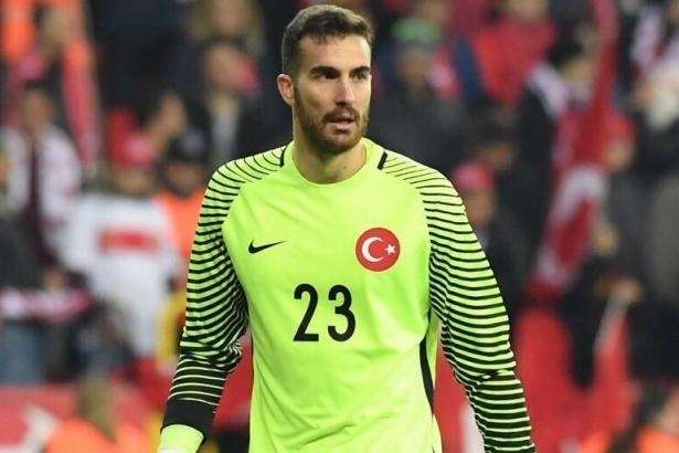 Один з основних гравців Туреччини не візьме участі у матчі проти України