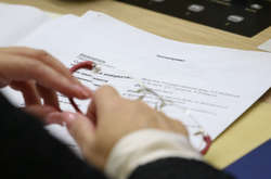 Кабмін забере з Ради частину законопроектів через їхню «застарілість»