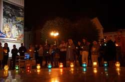 У Вінниці вшанували загиблих в Іловайському котлі (фото)