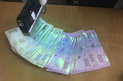 Во Львове требовали взятки за быструю выдачу биометрики 