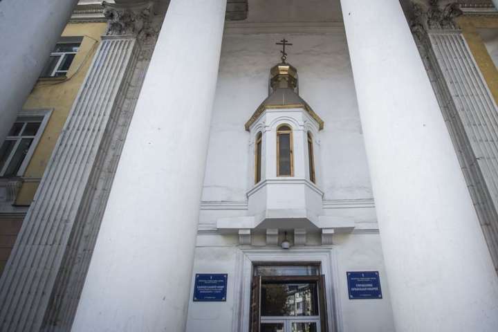 В Крыму силовики ворвались в храм Киевского патриархата: подробности