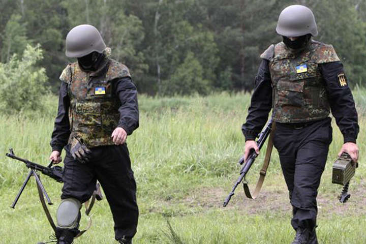 Останній день літа в АТО: бойовики 24 рази обстріляли українських армійців