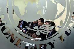 Восени МВФ тричі направлятиме свої місії до України