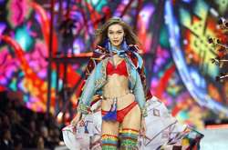 Супермодель Джиджи Хадид не хотят видеть в Китае из-за расистского скандала