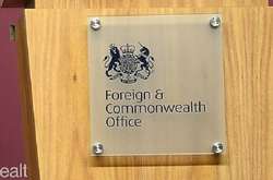 В Twitter заблокували акаунт Russia Today, який діяв під іменем посольства Британії