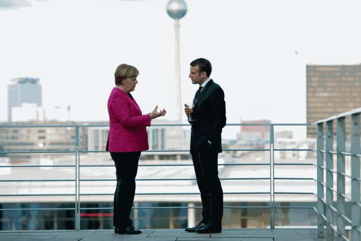 Меркель і Макрон підтримали посилання санкцій проти КНДР