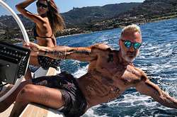 «Танцующий миллионер» признался в любви новой девушке