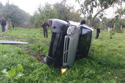 На Ривненщине пьяный водитель сбил женщину на остановке