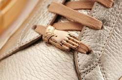 HBO выпустили кеды по мотивам «Игры престолов» и раздают их бесплатно