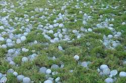 Київщину до кінця доби засипле градом