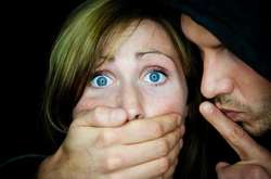 У центрі Києва невідомі викрали журналістку – ЗМІ 