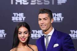 Беременная девушка Криштиану Роналду опубликовала аппетитные фото в бикини