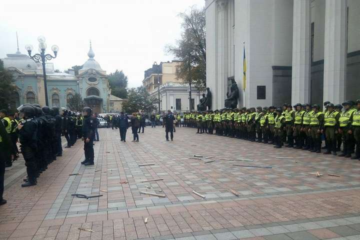 Поліція затримала учасника акції протесту автомобілістів 