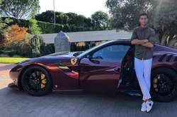 Роналду купив Ferrari за $450 тисяч
