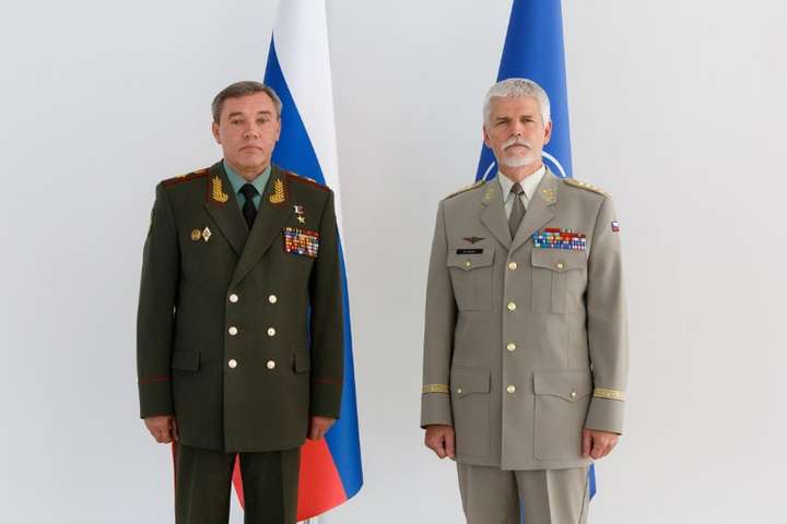 Генерали РФ та НАТО обговорили військові навчання «Захід-2017»