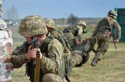 В зоні АТО неспокійно: поранено трьох українських бійців