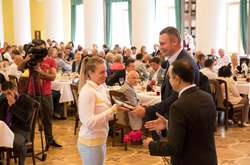 Кличко вручив грамоти і подяки спортсменам із нагоди Дня фізичної культури та спорту