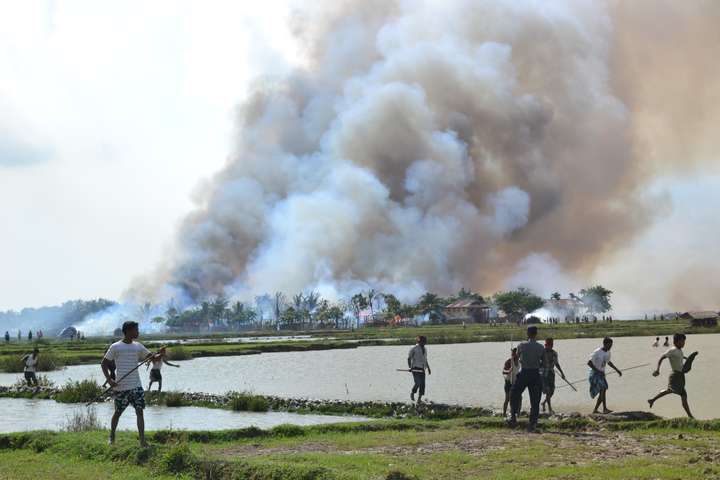 У М'янмі бойовики рохінджа оголосили про припинення вогню на місяць