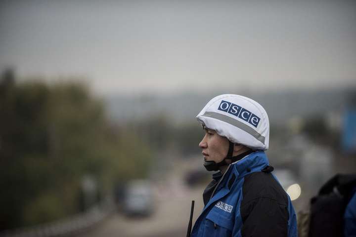 Місія ОБСЄ відзначає зменшення кількості вибухів на Донбасі