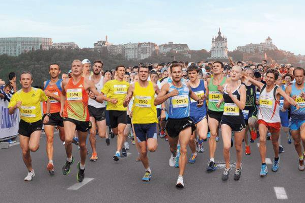У Києві перекрито центр міста: розпочався міжнародний марафон