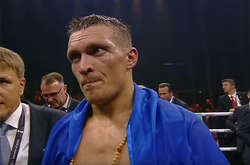 Усик після перемоги над Хуком: Все задля нашої держави України!