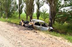 Водій спалив автомобіль після смертельної ДТП на Львівщині