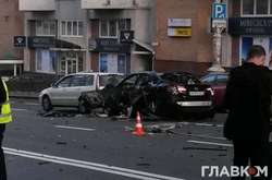 Жінка, яка була за кермом авто Тимура Махаурі, досі в тяжкому стані – лікарі