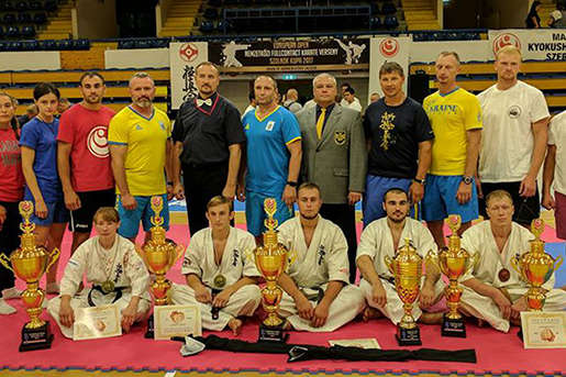 Українці командним золотом відкрили Кубок Європи з карате