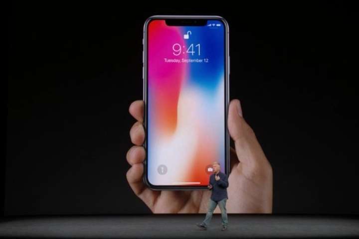 Apple представила новий телефон iPhone X