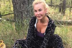 Звездная участница шоу «Танцы со звездами» показала, как выглядит без макияжа 