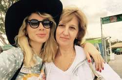 Мама співачки Лободи відмовляється від депутатства